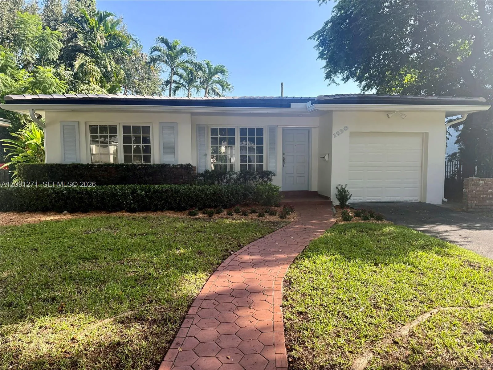 Foto de propiedad en 1530 Catalonia Avenue, Coral Gables, FL 33134 Coral Gables con MLS# 