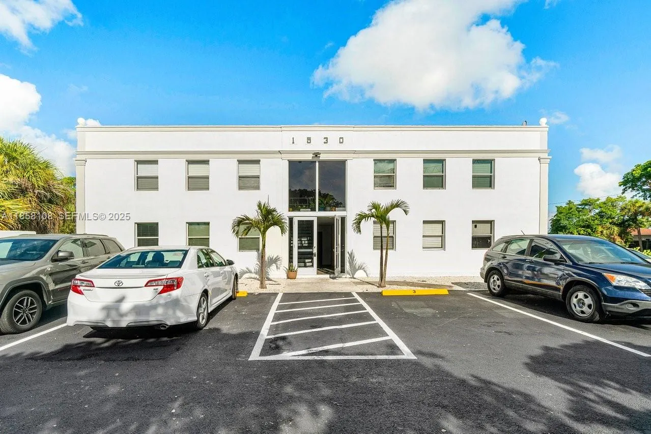 Vendido 1530 Crescent Circle, West Palm Beach, FL 33403, West Palm Beach, FL 33403