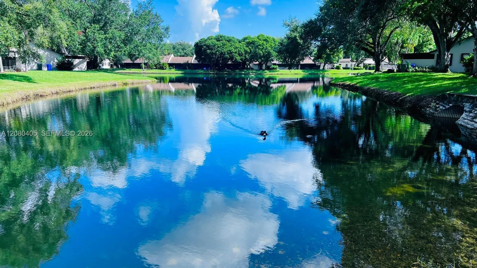 Foto de propiedad en 1531 NW 98th Avenue, Pembroke Pines, FL 33024 Pembroke Pines con MLS# 