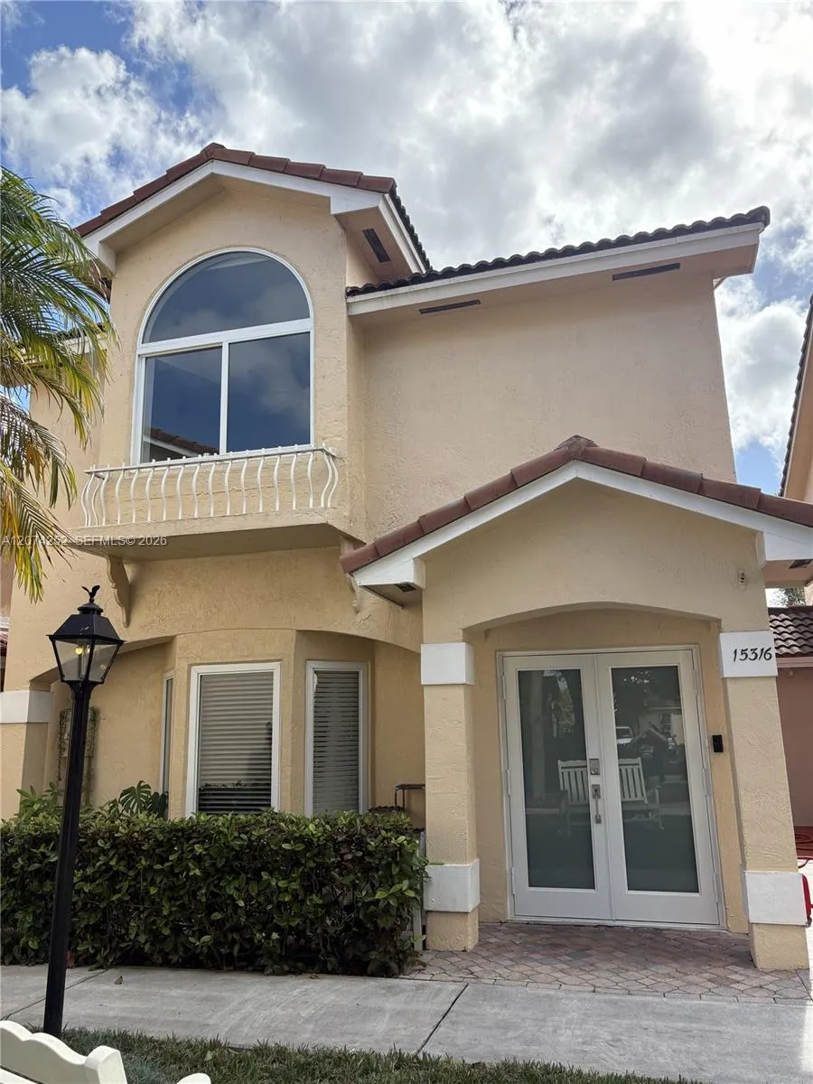 En Venta 15316 SW 111th Street, Miami, FL 33196, Miami, FL 33196