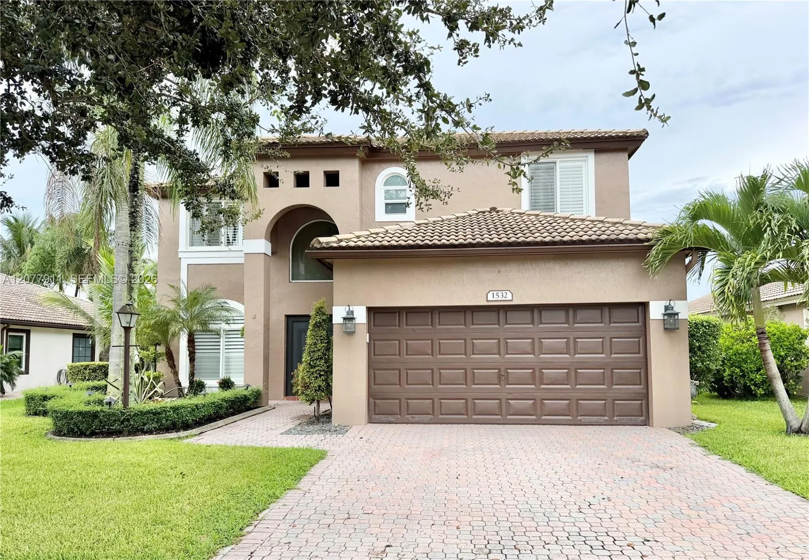 Foto de propiedad en 1532 NW 133rd Avenue, Pembroke Pines, FL 33028 Pembroke Pines con MLS# 