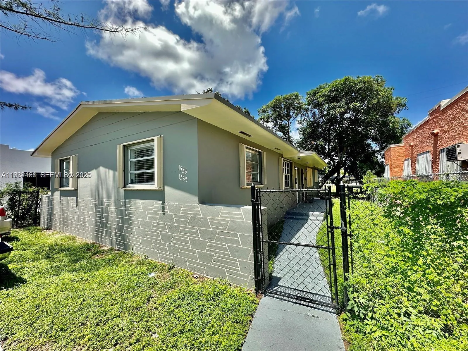 Vendido 1533 NW 53rd Street, Miami, FL 33142, Miami, FL 33142