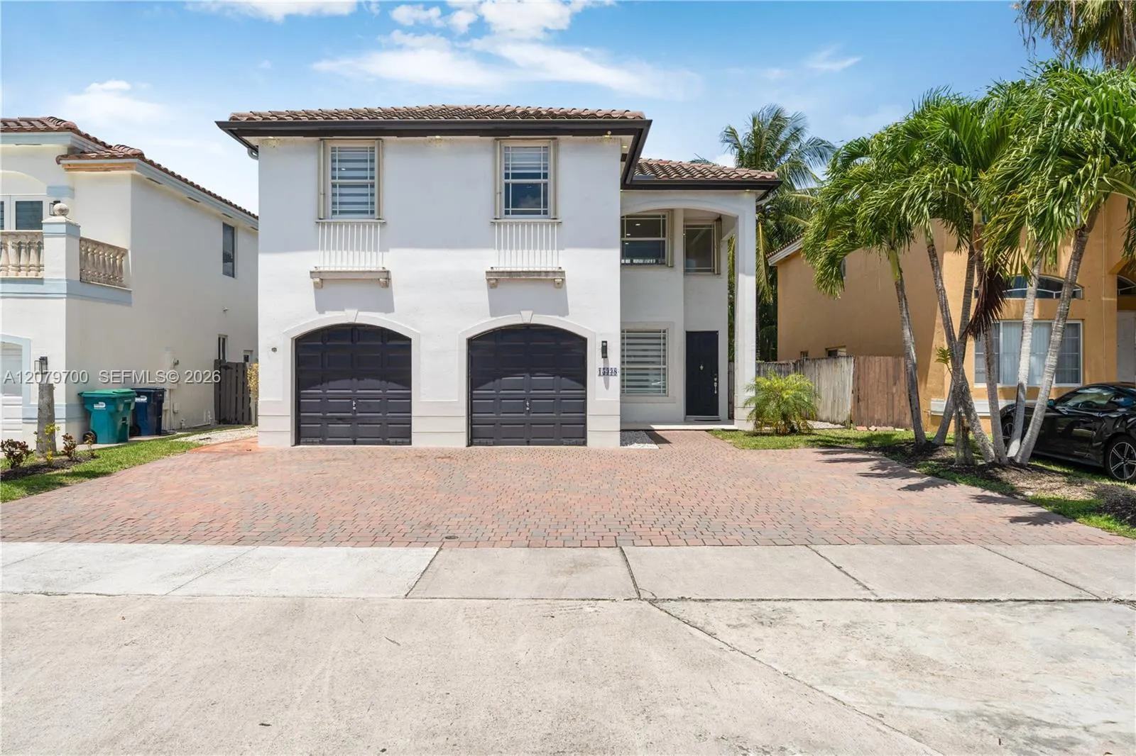 Foto de propiedad en 15338 SW 141st Court, Miami, FL 33177 Miami con MLS# 