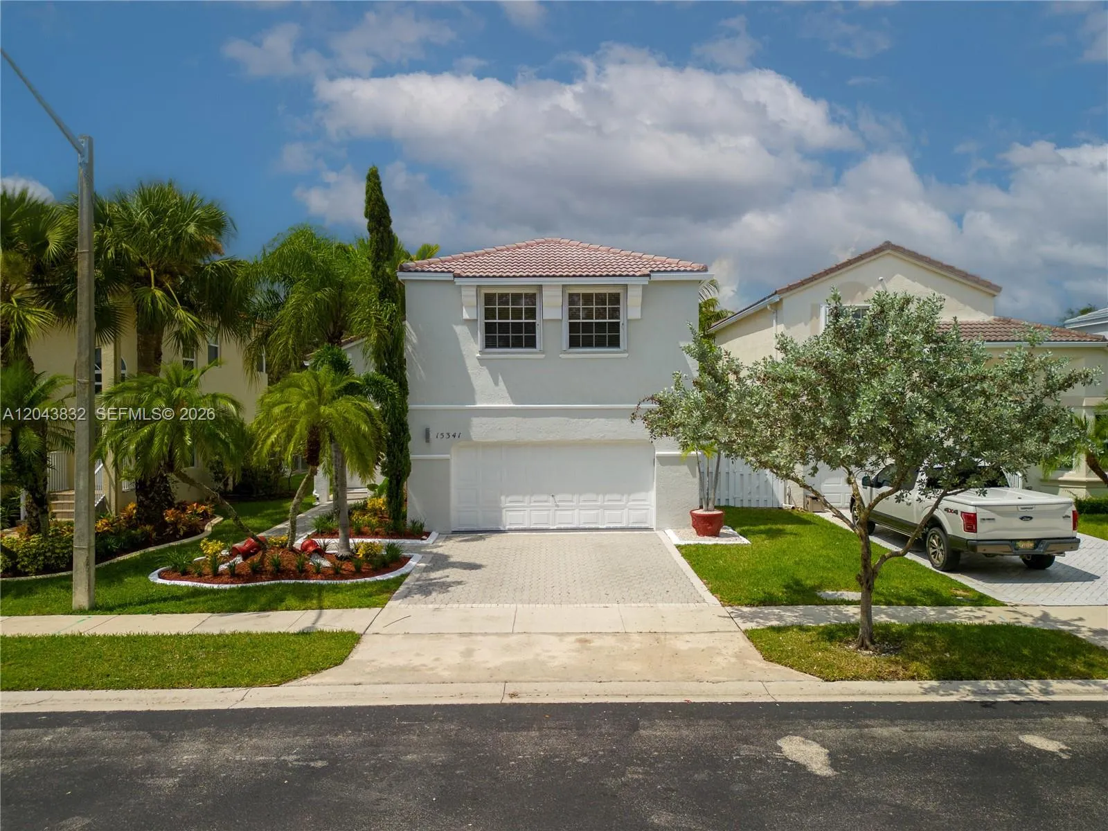 Alquilada 15341 NW 4 Street, Pembroke Pines, FL 33028, Pembroke Pines, FL 33028