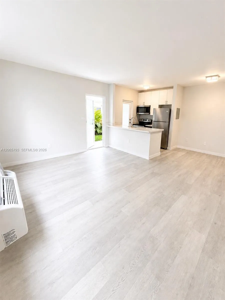 Foto de propiedad en 1535 Michigan Avenue 6, Miami Beach, FL 33139 Miami Beach con MLS# 