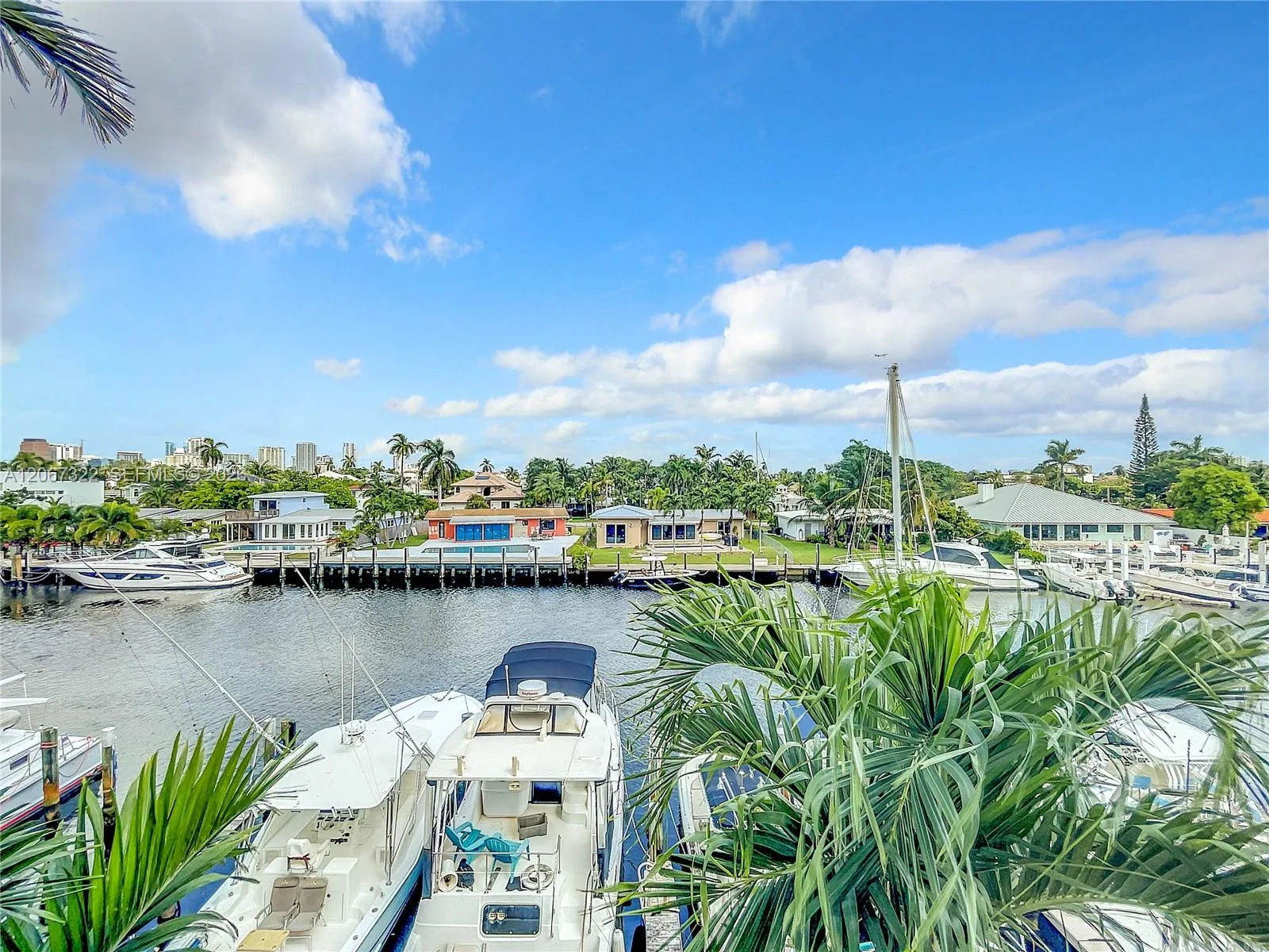 En Venta 1535 SE 15th Street 301, Fort Lauderdale, FL 33316, Fort Lauderdale, FL 33316