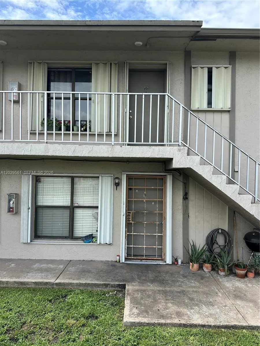 En Venta 15360 SW 72 Street 21, Miami, FL 33193, Miami, FL 33193
