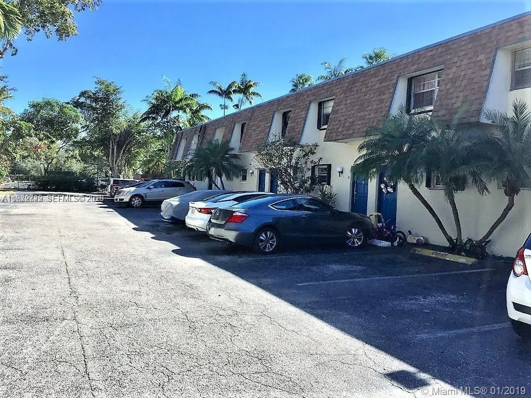 Vendido 15385 S Dixie Hwy 22 Highway, Palmetto Bay, FL 33157, Palmetto Bay, FL 33157