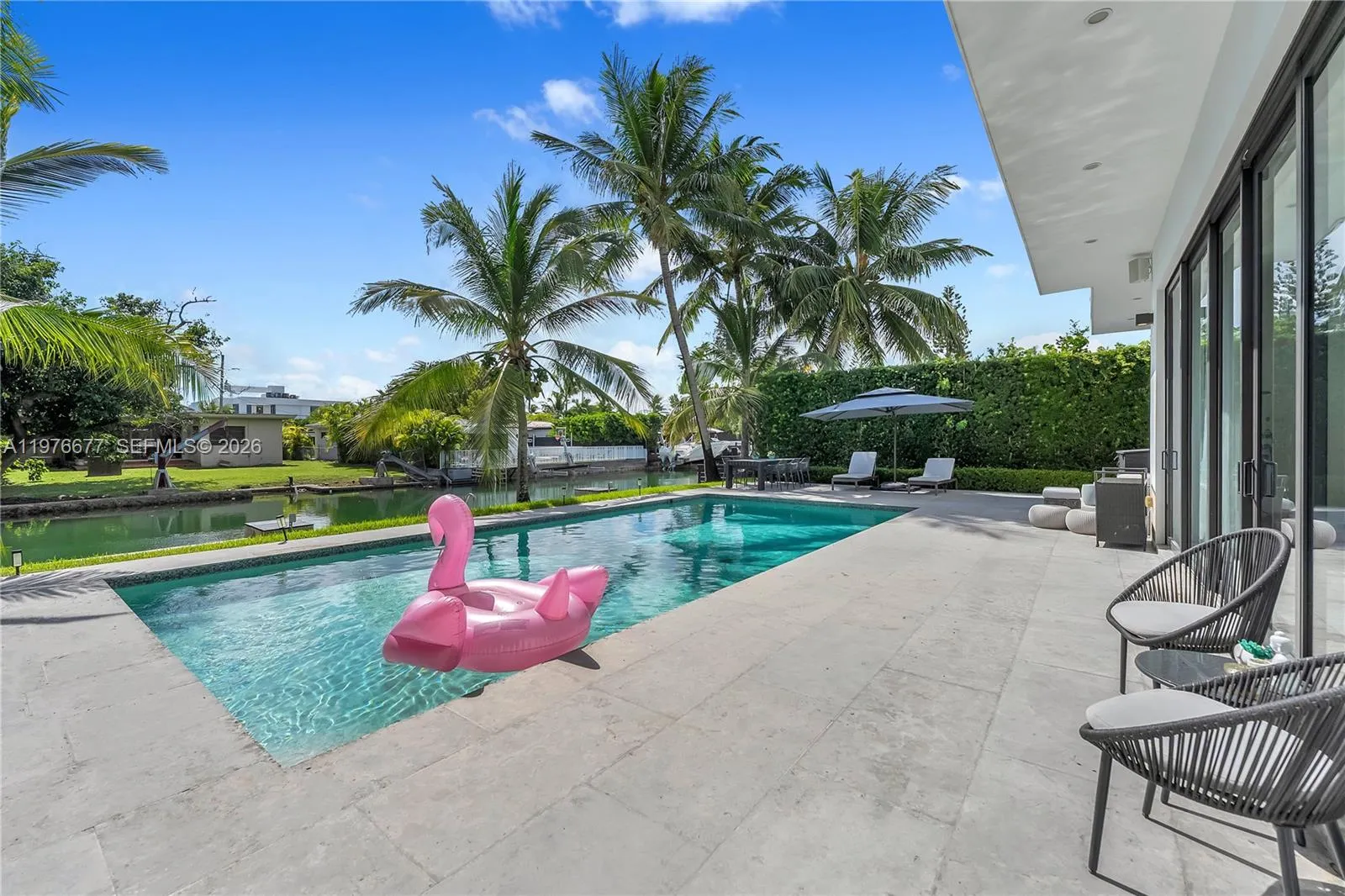 Foto de propiedad en 1540 Cleveland Road, Miami Beach, FL 33141 Miami Beach con MLS# 