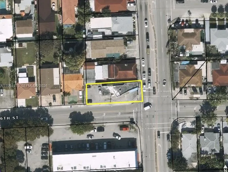 Foto de propiedad en 1540 SW 22nd Avenue, Miami, FL 33145 Miami con MLS# 
