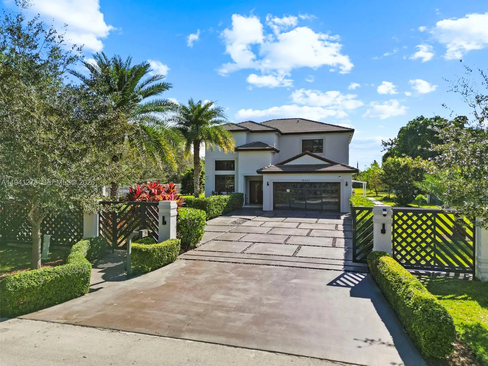Vendido 15402 SW 274th Street, Homestead, FL 33032, Homestead, FL 33032