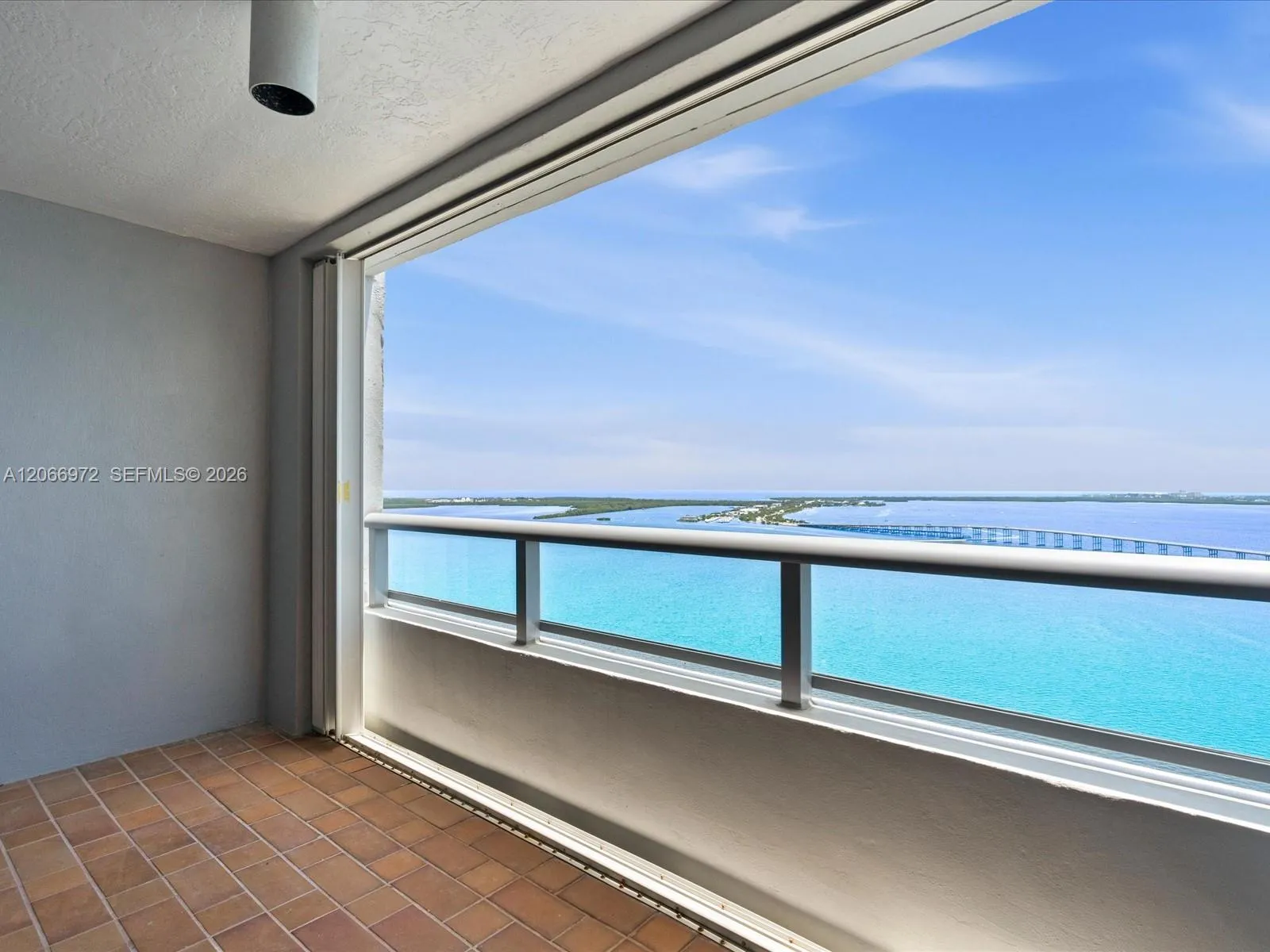 Foto de propiedad en 1541 Brickell Avenue B3804, Miami, FL 33129 Miami con MLS# 