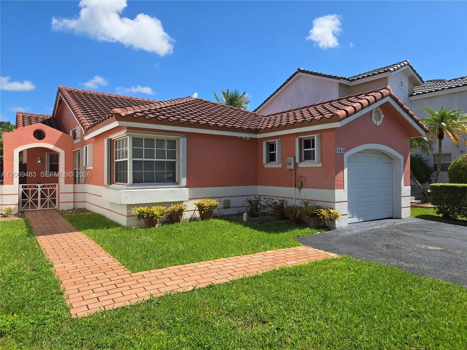 En Venta 15416 SW 50th Terrace, Miami, FL 33185, Miami, FL 33185