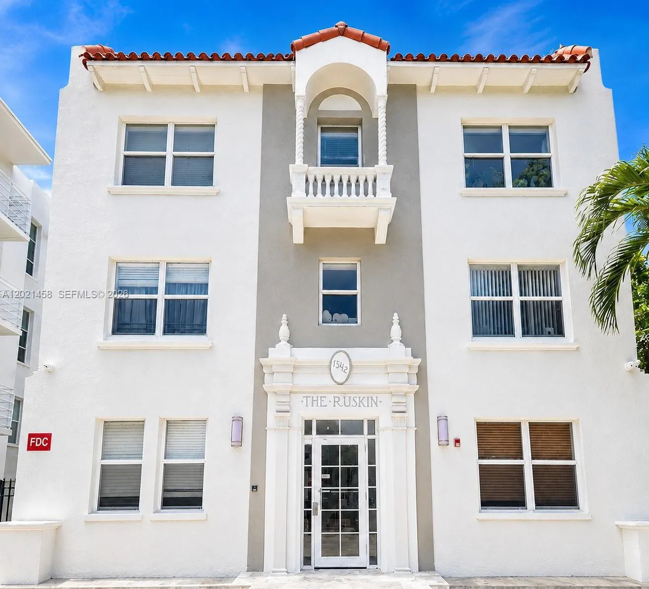 Foto de propiedad en 1542 Drexel Avenue 105, Miami Beach, FL 33139 Miami Beach con MLS# 
