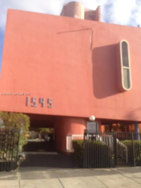 En Renta 1545 SW 1st Street 3rd Floor, Miami, FL 33135, Miami, FL 33135