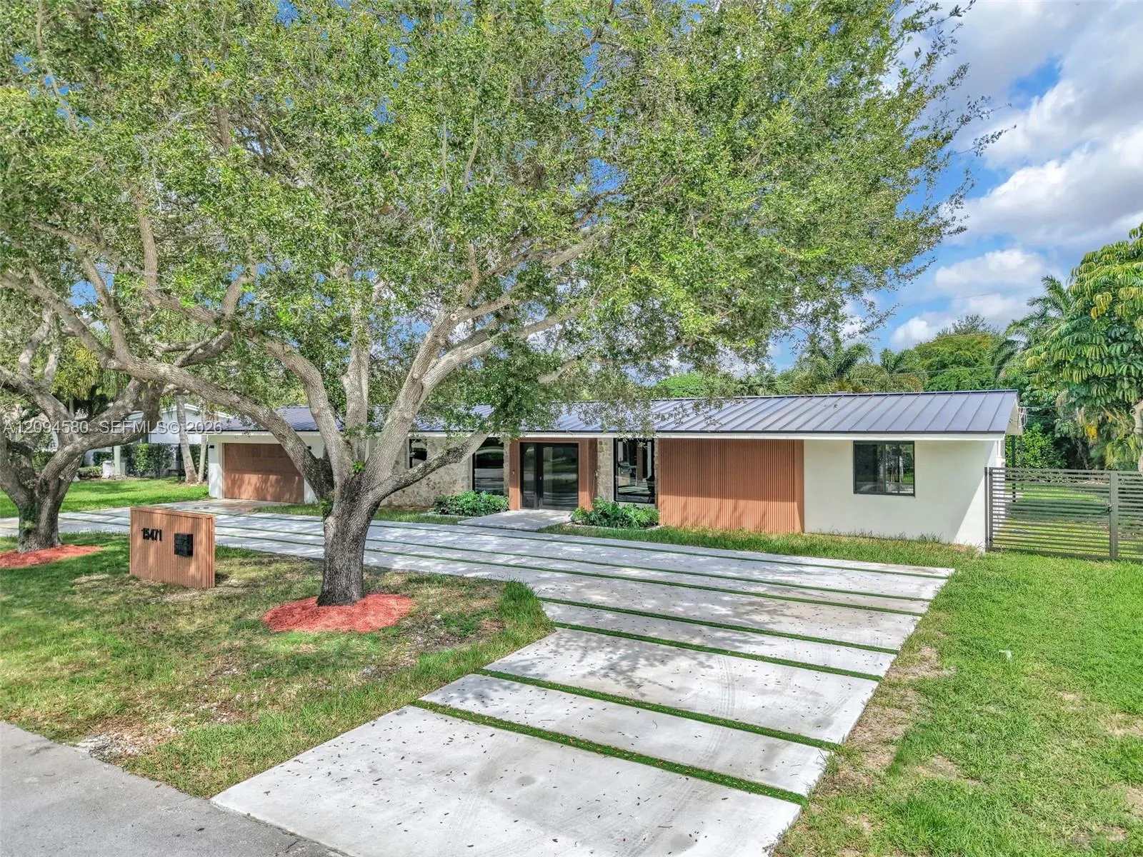 En Venta 15471 SW 83rd Avenue, Palmetto Bay, FL 33157, Palmetto Bay, FL 33157