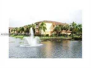 En Venta 155 NW 96th Terrace 2-202, Pembroke Pines, FL 33024, Pembroke Pines, FL 33024