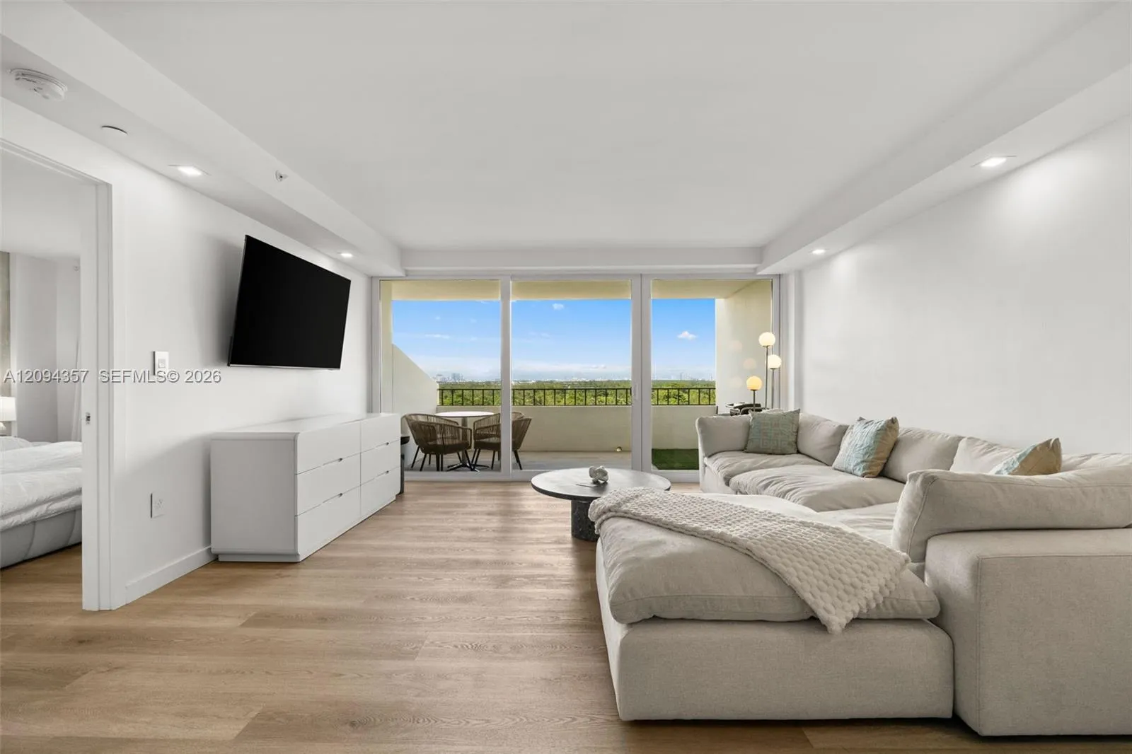 En Venta 155 Ocean Lane Drive 1002, Key Biscayne, FL 33149, Key Biscayne, FL 33149