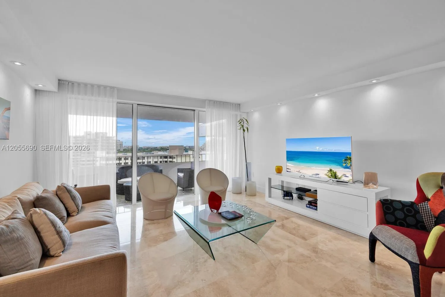 Foto de propiedad en 155 Ocean Lane Drive 1111, Key Biscayne, FL 33149 Key Biscayne con MLS# 