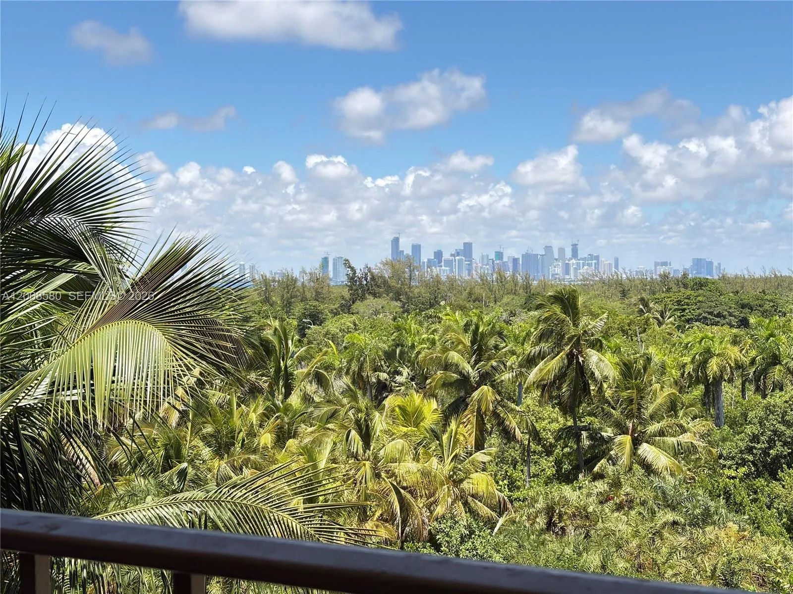 Foto de propiedad en 155 Ocean Lane Drive 702, Key Biscayne, FL 33149 Key Biscayne con MLS#