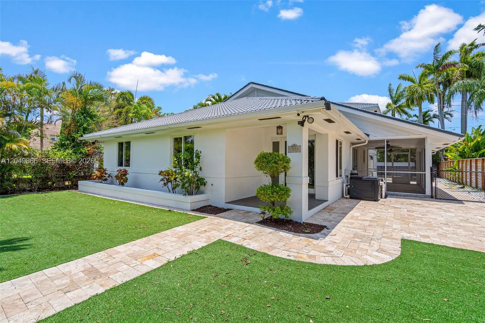 Vendido 1550 Tyler Street, Hollywood, FL 33020, Hollywood, FL 33020