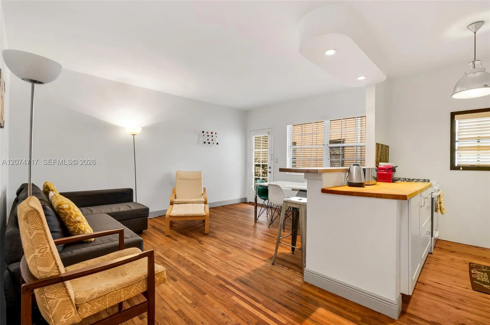 Foto de propiedad en 1551 Michigan Avenue 12, Miami Beach, FL 33139 Miami Beach con MLS# 