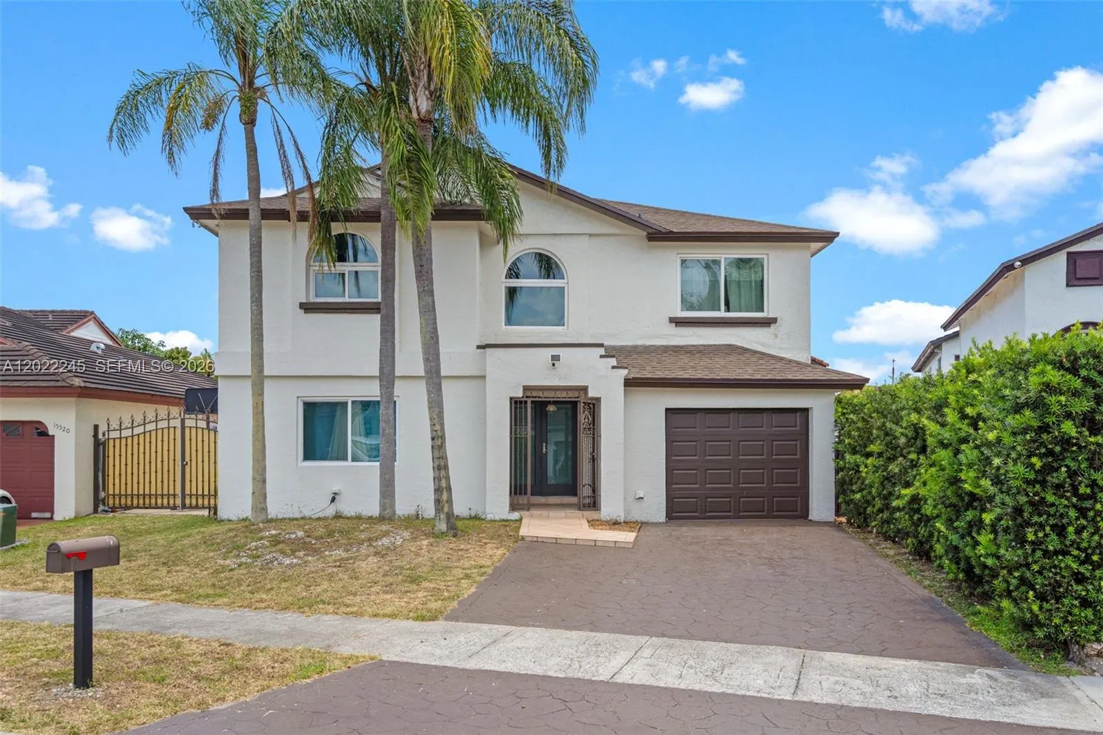 Foto de propiedad en 15530 SW 59th Street, Miami, FL 33193 Miami con MLS# 