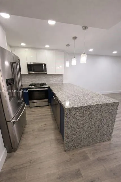 Foto de propiedad en 1555 W 44th Place 247, Hialeah, FL 33012 Hialeah con MLS# 