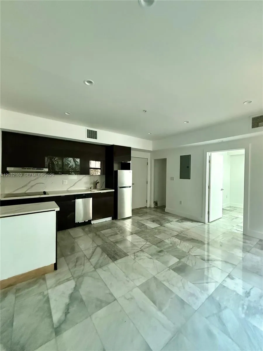 Foto de propiedad en 1560 Drexel Avenue 103, Miami Beach, FL 33139 Miami Beach con MLS# 