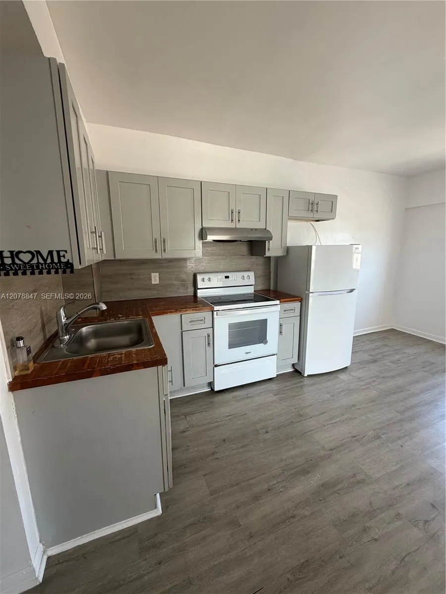 Foto de propiedad en 1560 SW 5th Street 5, Miami, FL 33135 Miami con MLS# 