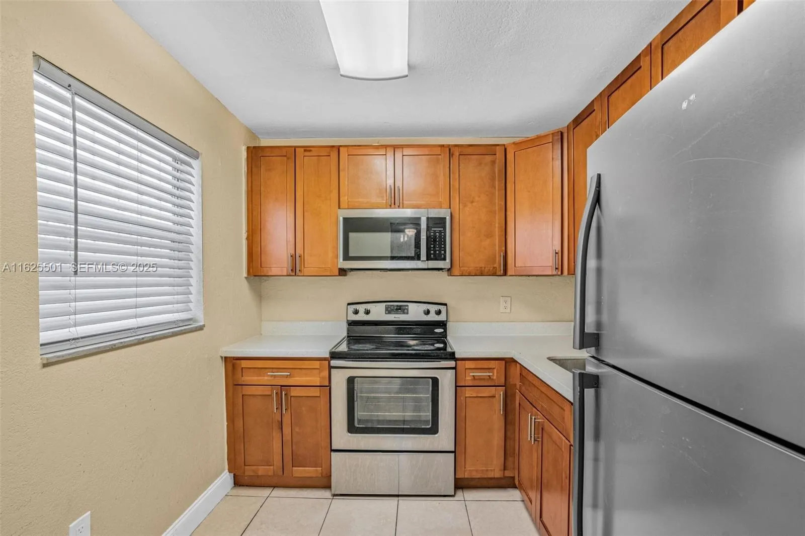 Foto de propiedad en 15600 NW 7th Avenue 306, Miami, FL 33169 Miami con MLS# 