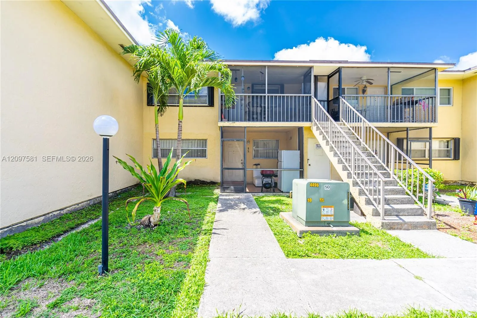 En Venta 15609 SW 73rd Cir Terrace 8-5, Miami, FL 33193, Miami, FL 33193