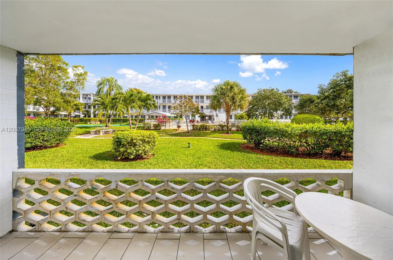 En Venta 15610 NE 6th Avenue 7D, Miami, FL 33162, Miami, FL 33162