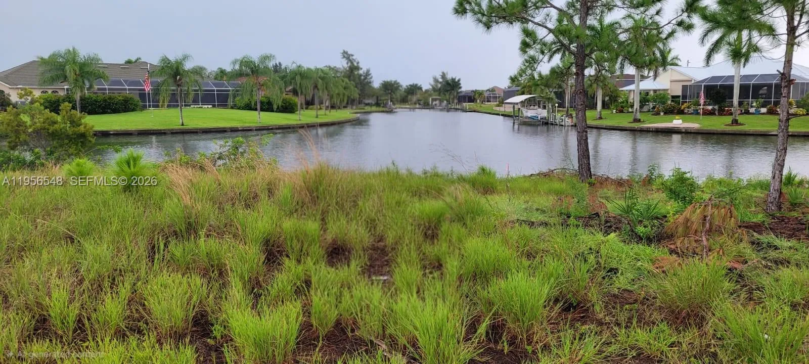 Foto de propiedad en 15610 Viscount Circle, FL 33981  con MLS# 