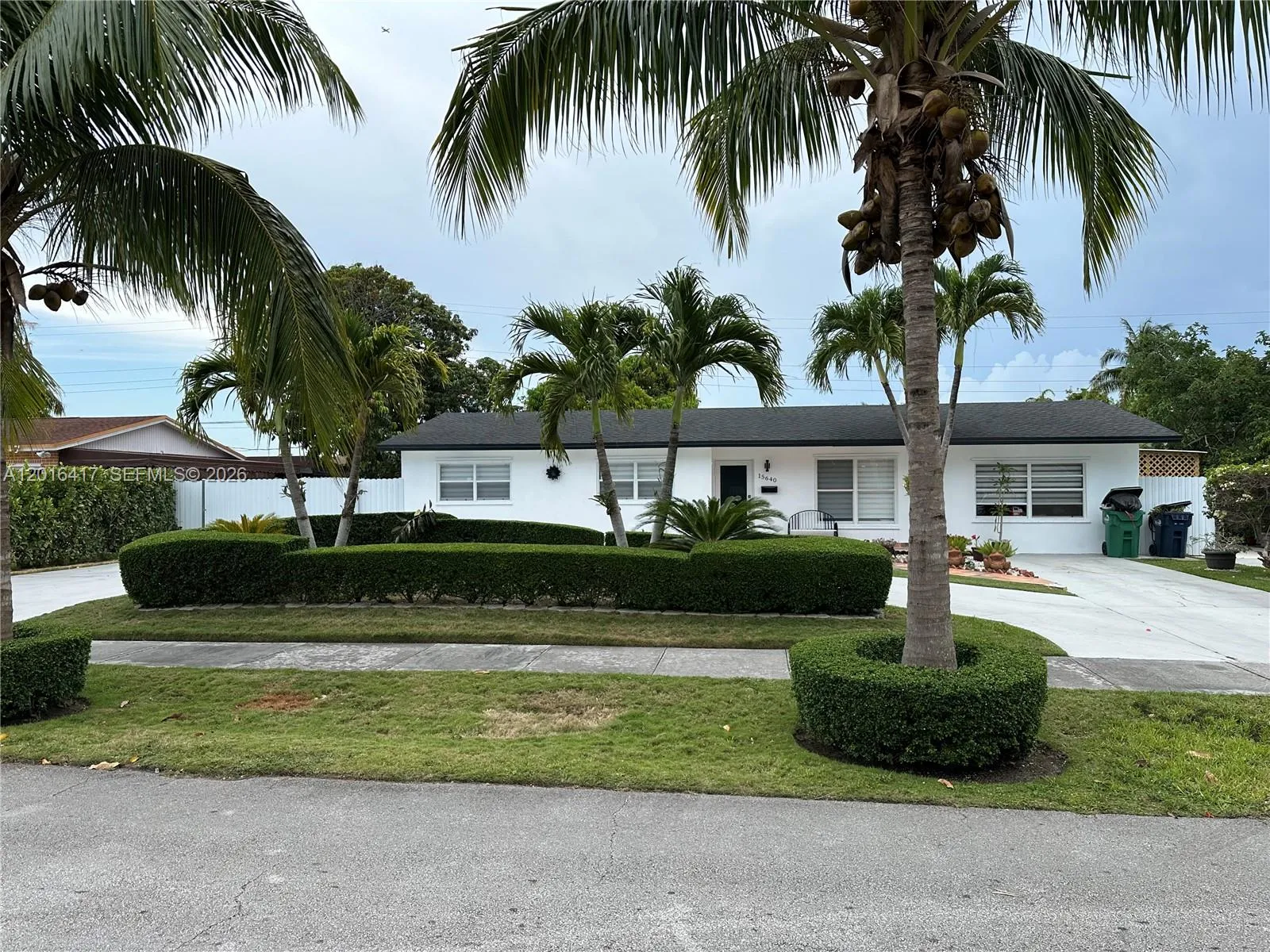 Alquilada 15640 SW 102nd Place 15640, Miami, FL 33157, Miami, FL 33157
