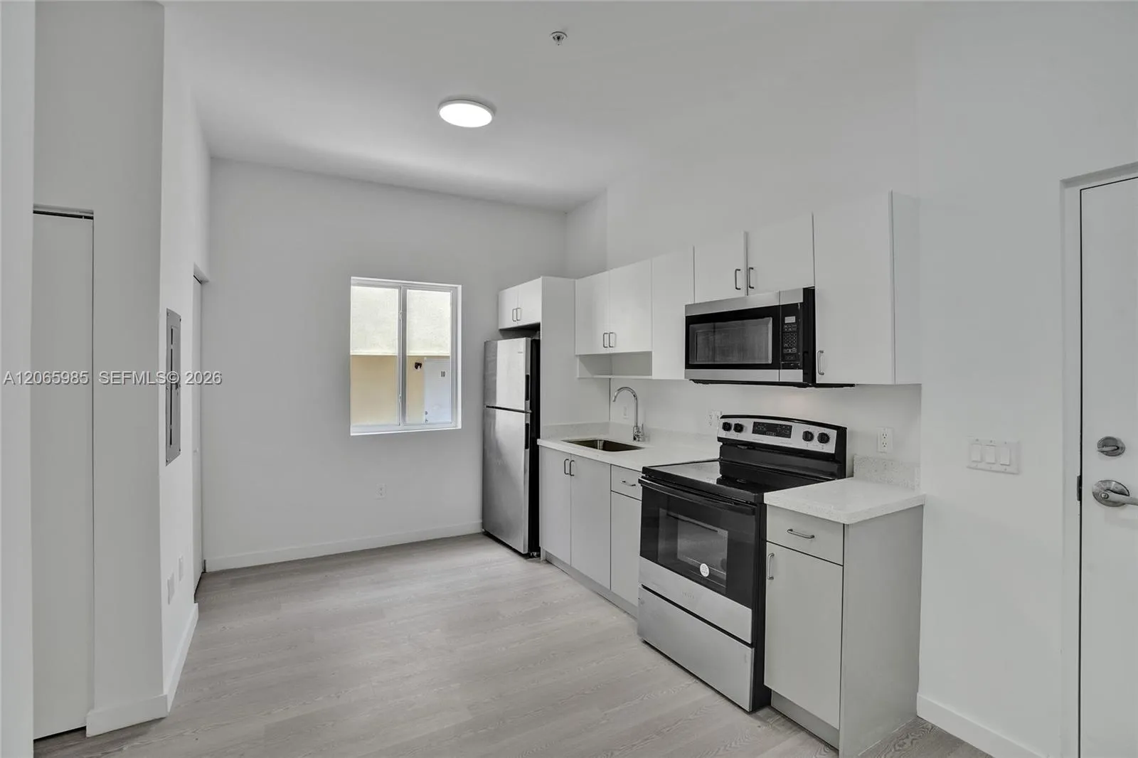 Foto de propiedad en 1567 NW 1st Street 14, Miami, FL 33125 Miami con MLS# 