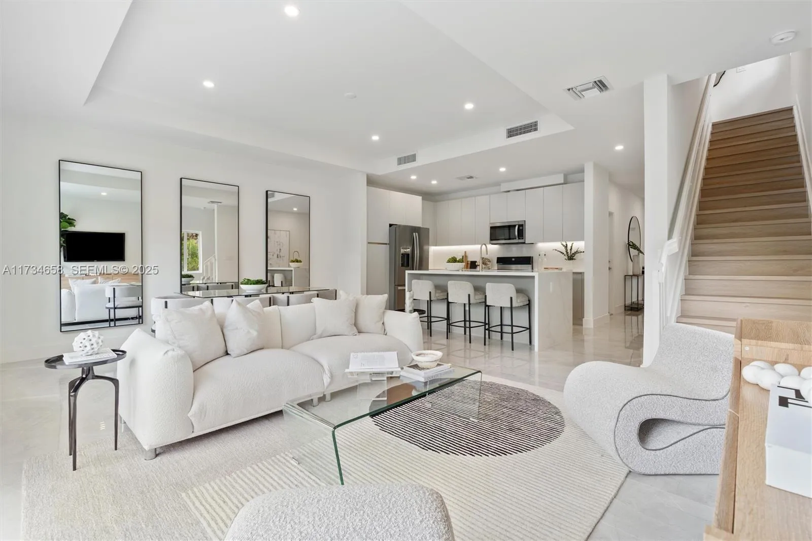 Foto de propiedad en 1567 NW 94th Way 10, Coral Springs, FL 33071 Coral Springs con MLS# 