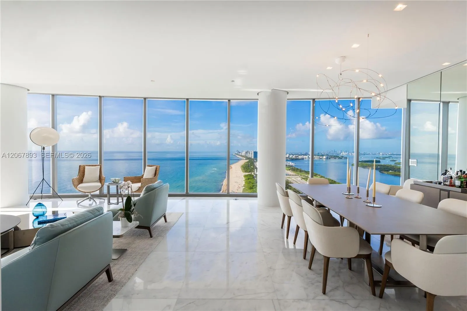 Foto de propiedad en 15701 Collins Avenue 3005, Sunny Isles Beach, FL 33160 Sunny Isles Beach con MLS# 
