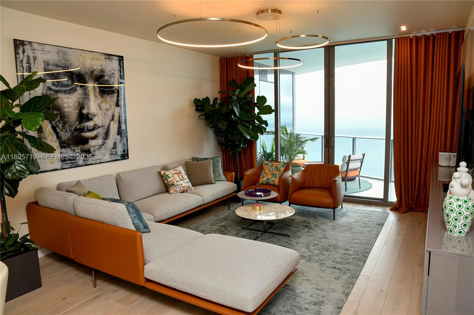 Foto de propiedad en 15701 Collins Avenue 4403, Sunny Isles Beach, FL 33160 Sunny Isles Beach con MLS# 