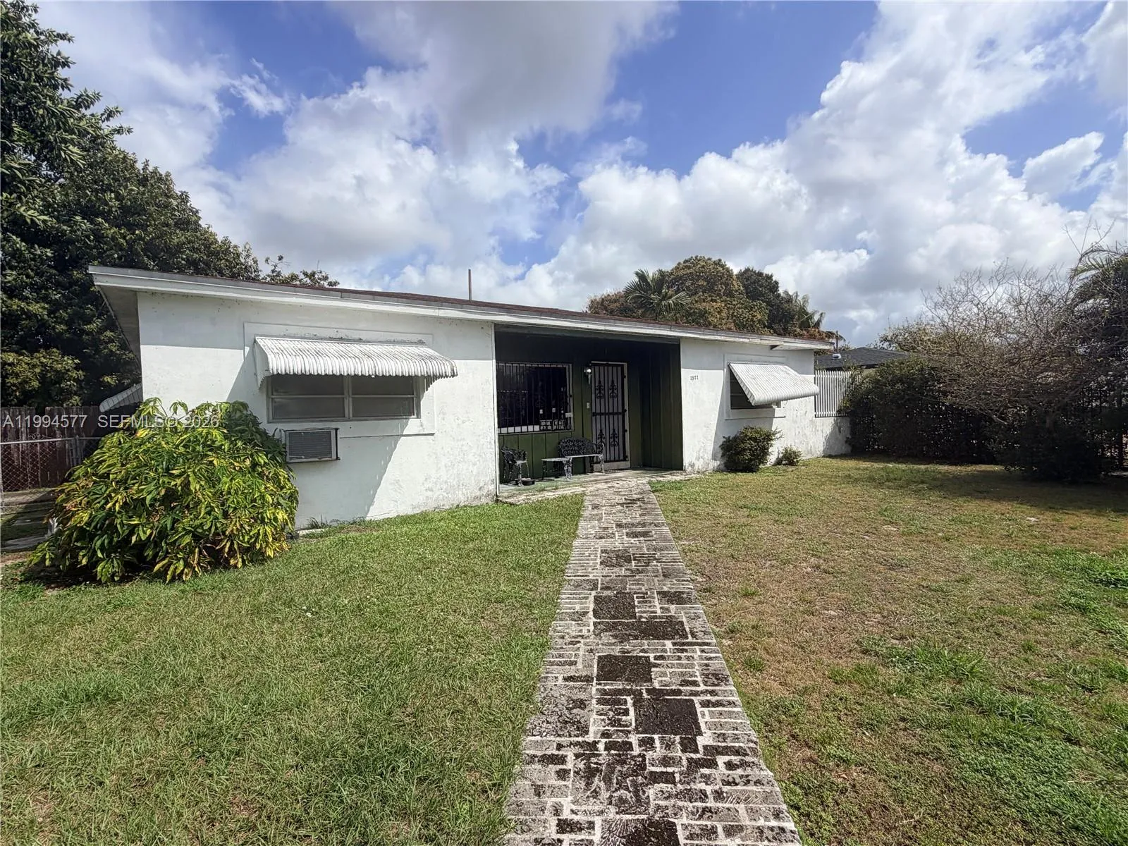 Vendido 1571 NW 132nd Street, Miami, FL 33167, Miami, FL 33167