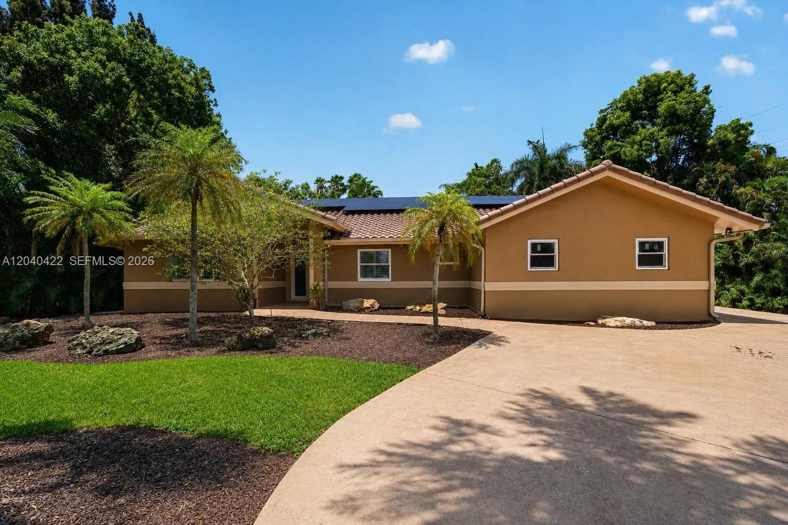 Vendido 15720 SW 56th Street, Southwest Ranches, FL 33331, Southwest Ranches, FL 33331