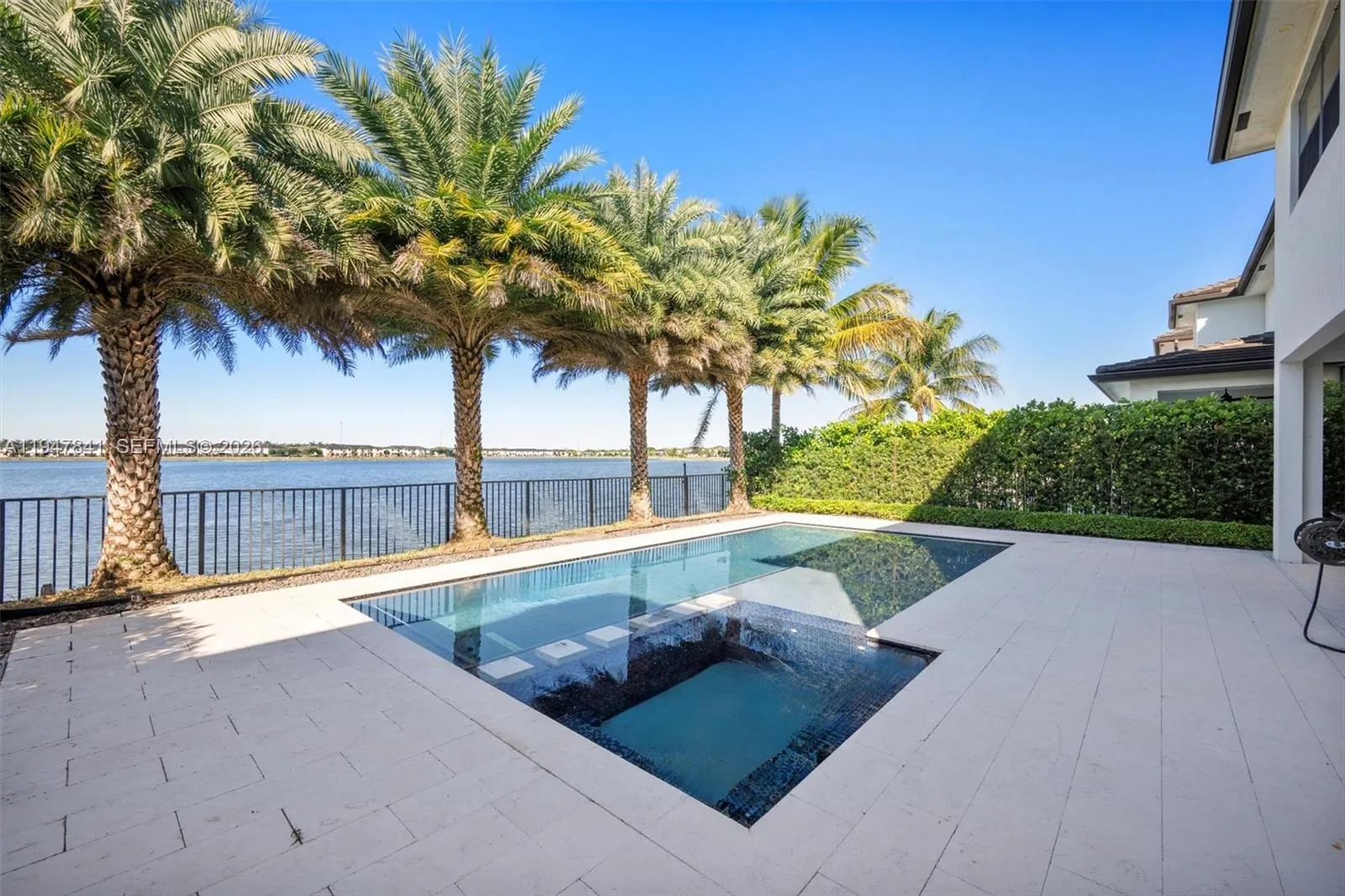 Vendido 15722 NW 88th Avenue, Miami Lakes, FL 33018, Miami Lakes, FL 33018