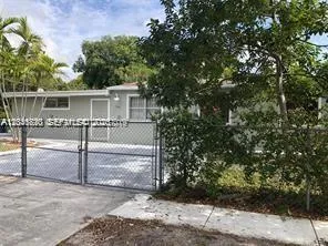 Foto de propiedad en 1575 NW 127th Street ., North Miami, FL 33167 North Miami con MLS# 