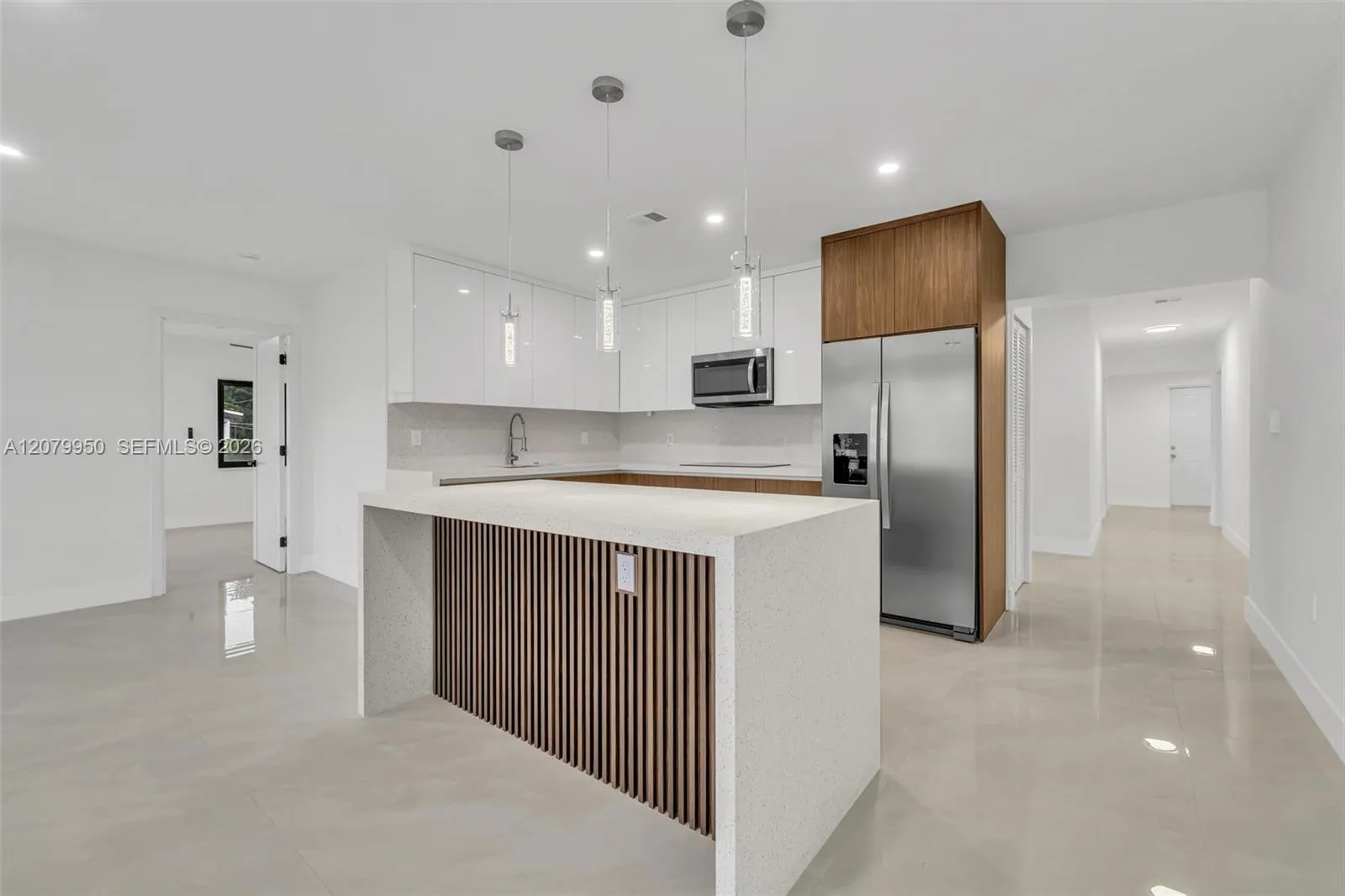 Foto de propiedad en 15770 NW 18th Place, Miami Gardens, FL 33054 Miami Gardens con MLS# 