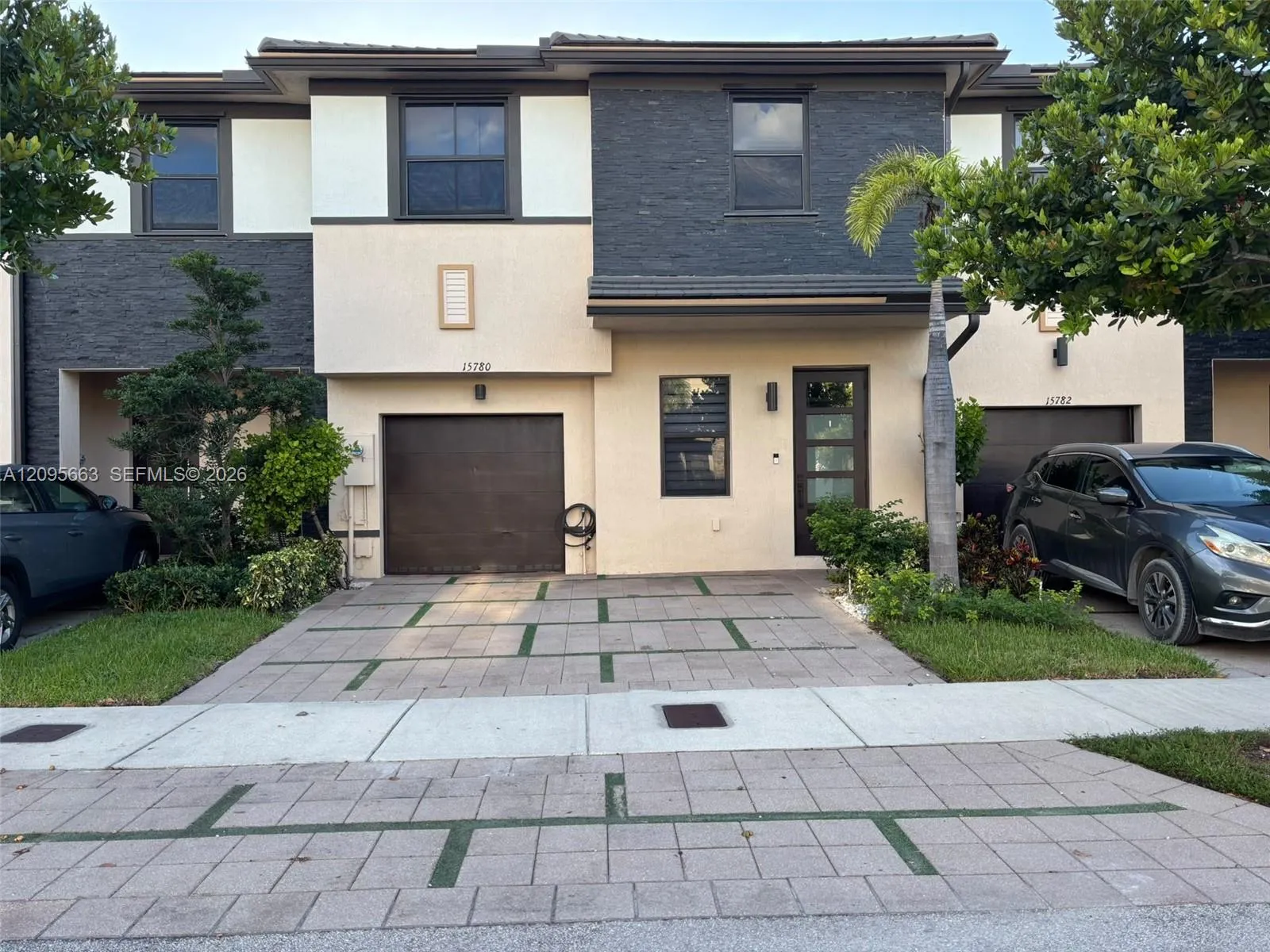 En Venta 15780 NW 91st Court, Miami Lakes, FL 33018, Miami Lakes, FL 33018