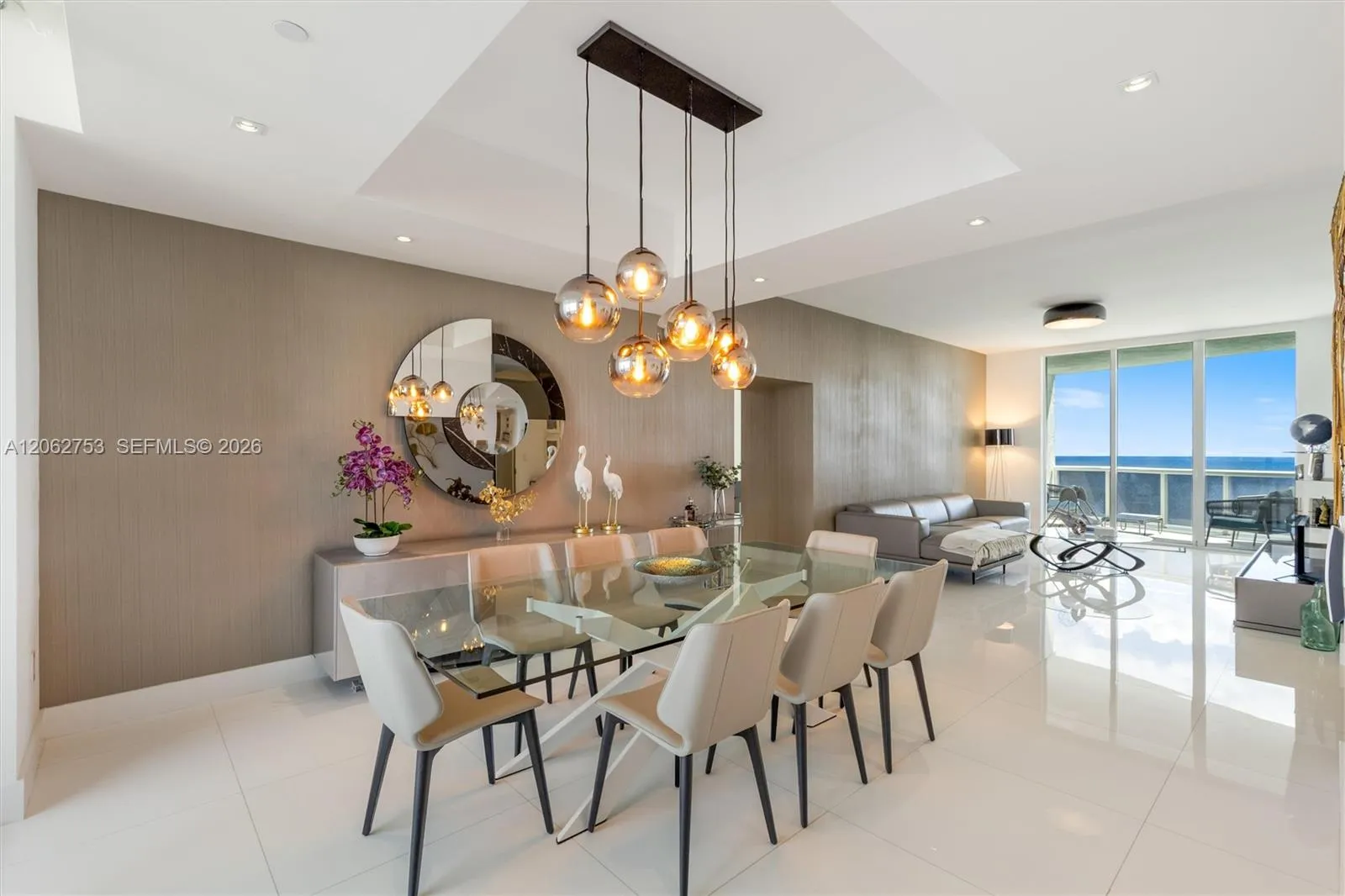 Foto de propiedad en 15811 Collins Avenue 1604, Sunny Isles Beach, FL 33160 Sunny Isles Beach con MLS# 