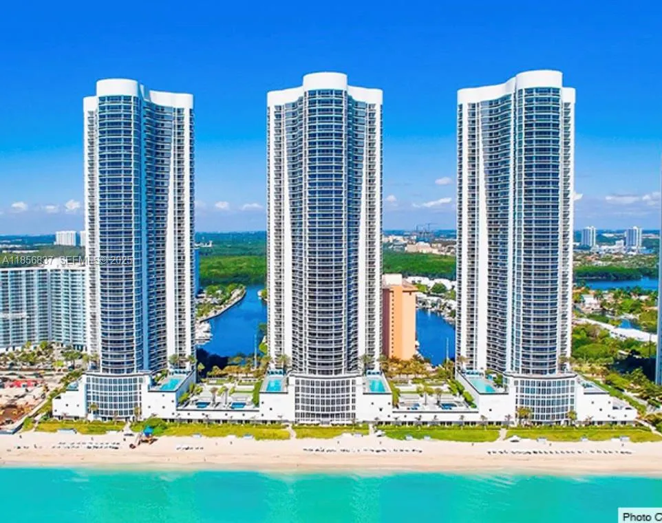 En Renta 15811 Collins Avenue 2805, Sunny Isles Beach, FL 33160, Sunny Isles Beach, FL 33160