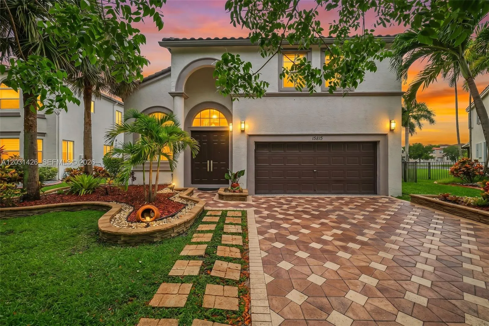 Foto de propiedad en 15815 SW 52nd Court, Miramar, FL 33027 Miramar con MLS# 