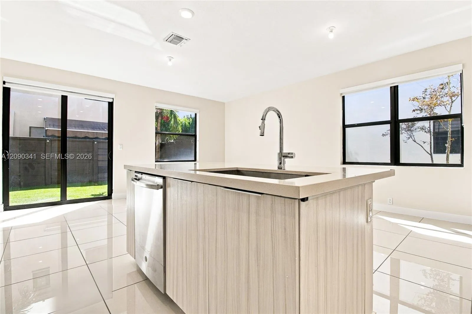En Renta 15839 NW 91st Court ., Miami Lakes, FL 33018, Miami Lakes, FL 33018