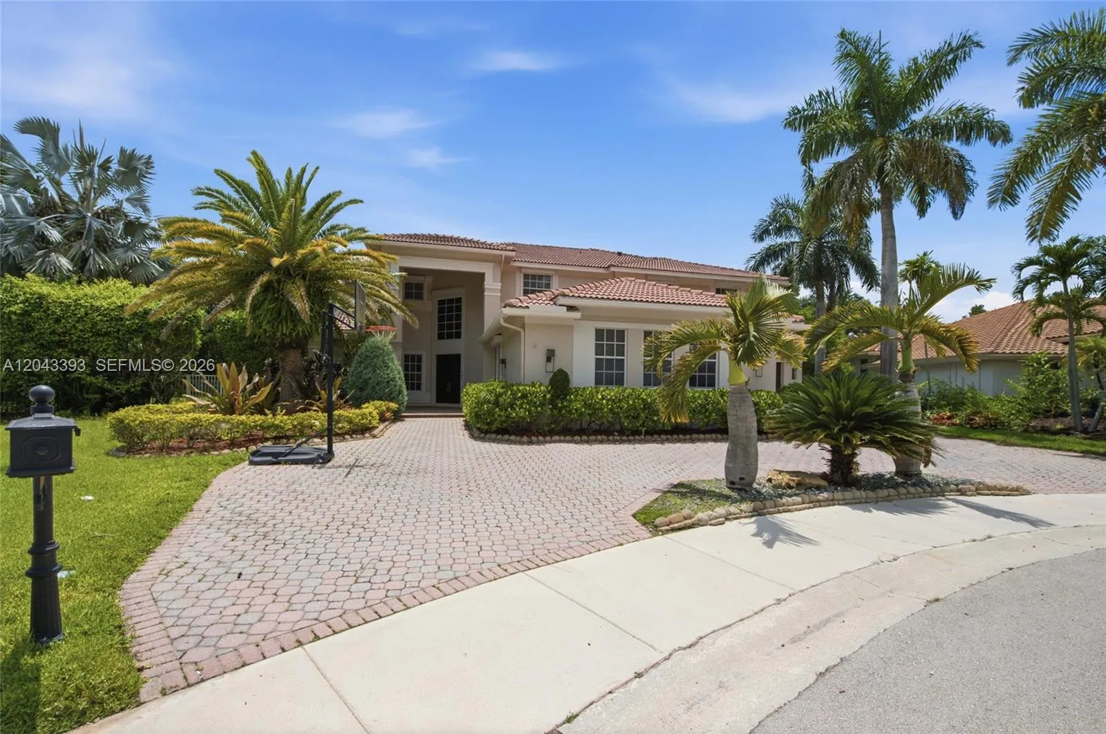 En Venta 1585 Victoria Isle Way, Weston, FL 33327, Weston, FL 33327